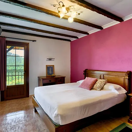 Etxano Country house *